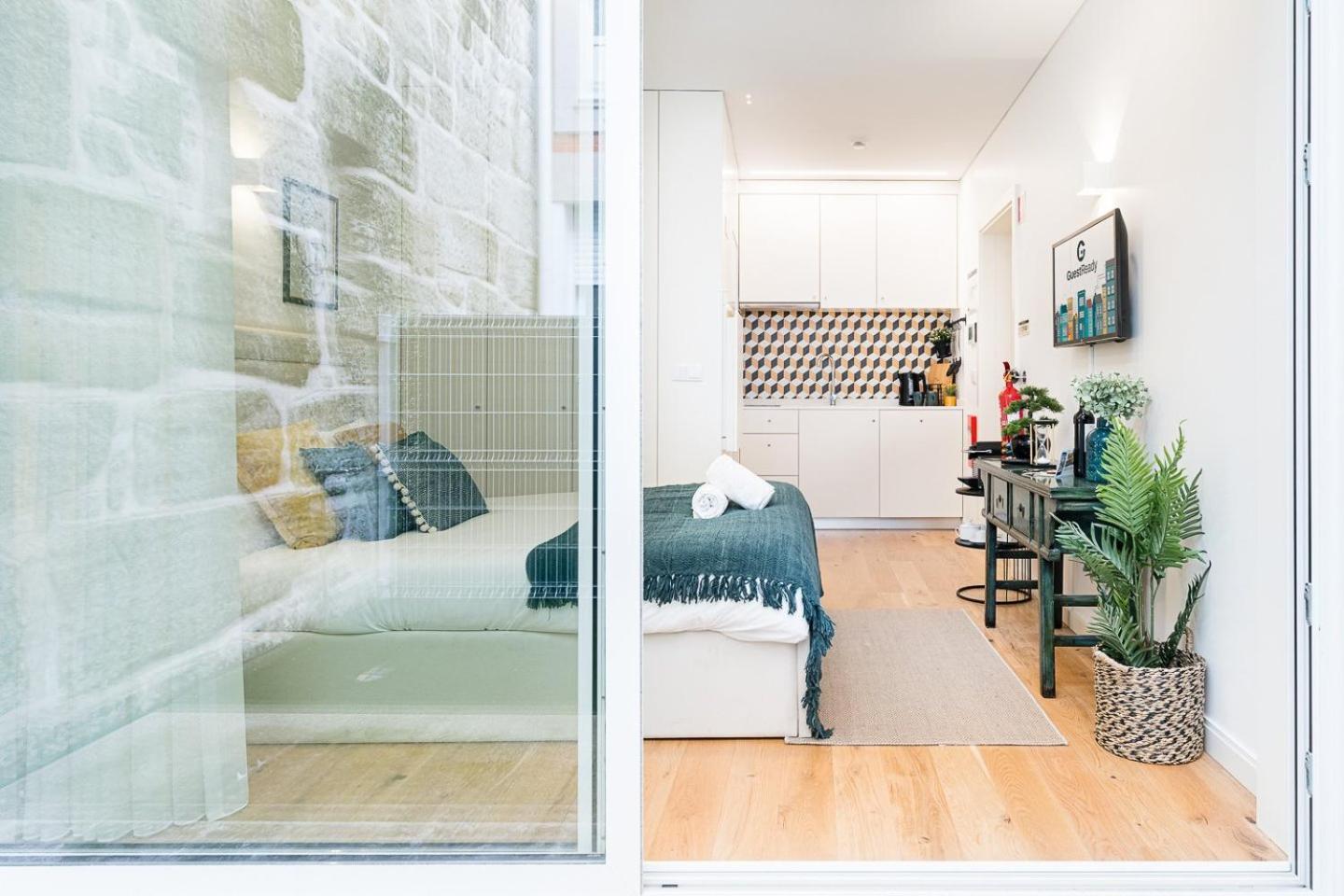 Guestready - Contemporary Studio In Порто Екстериор снимка